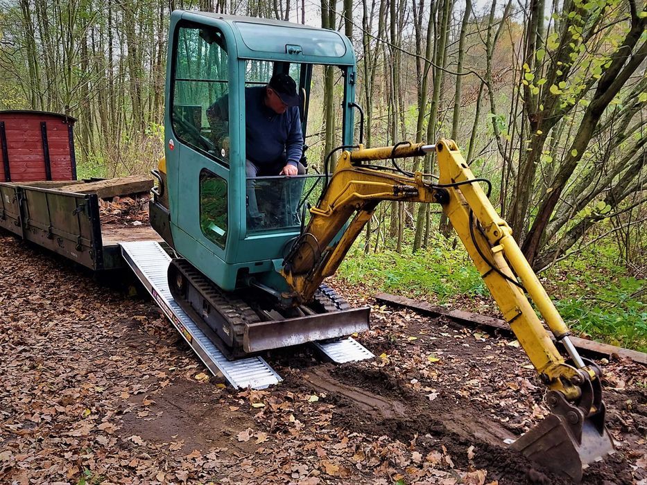 NAJAZDY ALUMINIOWE do koparek, minikoparek 3m/3,7T szerokość 35 cm