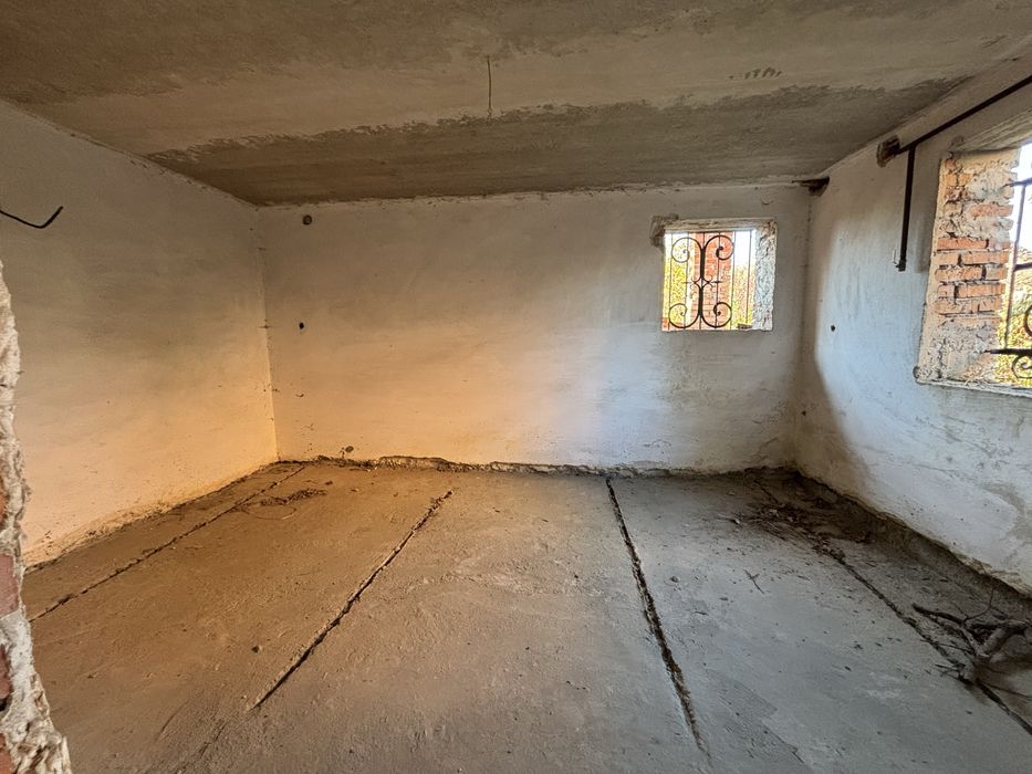 Продаж будинок 290м. Ділянка 9с. Угринів. Боднарчик. Світло. Газ. Вода