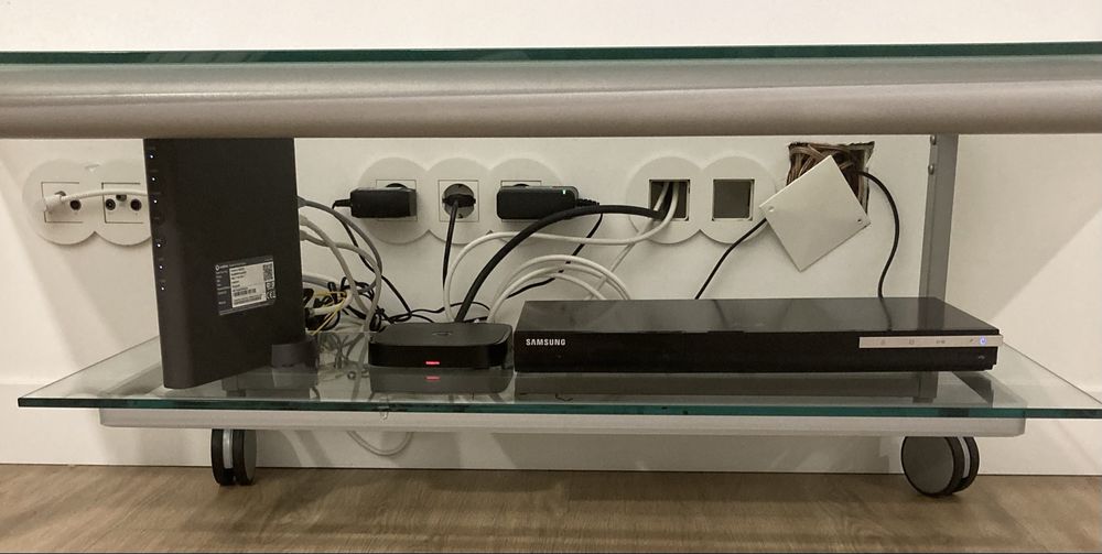 Móvel TV inox e vidro,QUALIDADE SUPERIOR