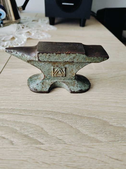 Kowadło jubilerskie z czasów PRL-u