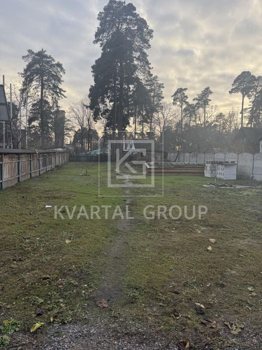 ТЕРМІНОВИЙ ПРОДАЖ , ділянка в центрі Бучі, без комісії
