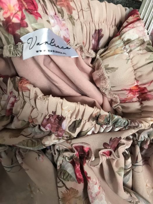 Varlesca spódniczka spódnica falbanki kwiaty