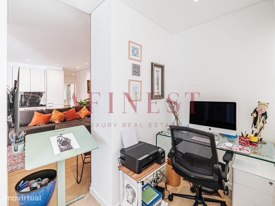 Apartamento T1 + 1 No Centro De Cascais
