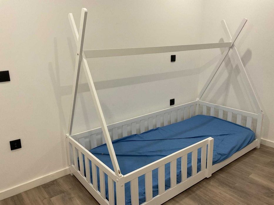 Cama com colchão novos