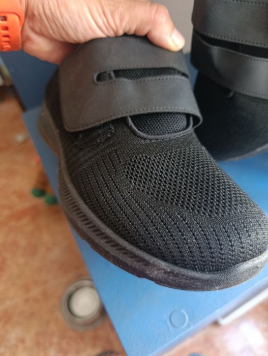 Sapatos Confort 44