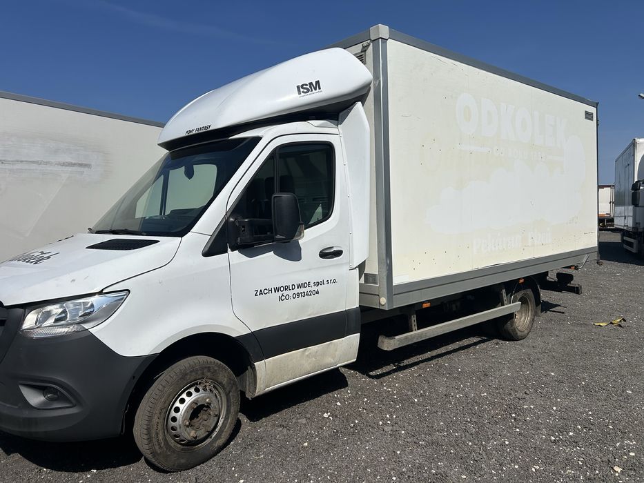 Izoterma Chlodnia Kontener Zabudowa Iveco Daily Mercedes Sprinter 2021