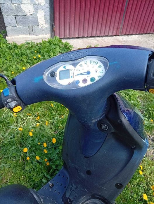 Скутер Peugeot LOXOS