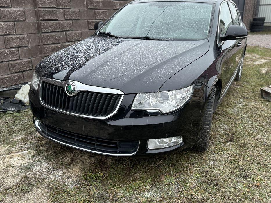 Бампер Суперб2 Суперб 2 Шкода Superb 2