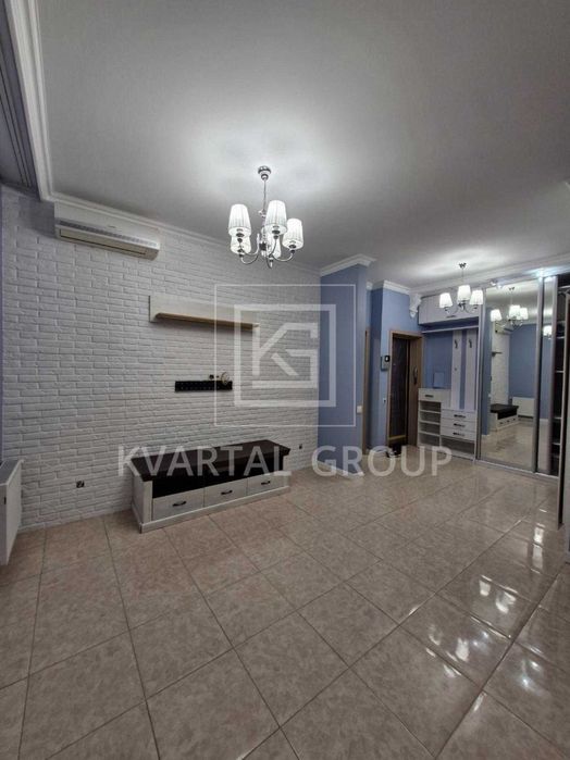 1 кімнатна 45 м2 з балконом