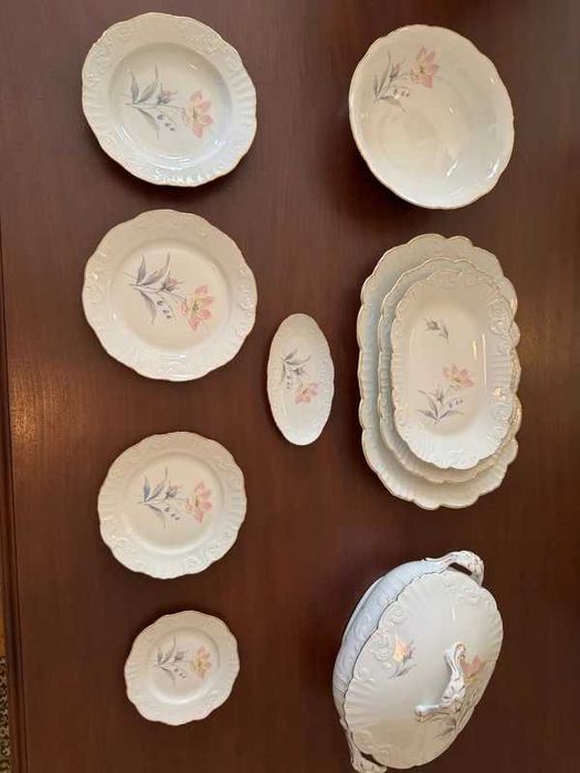 Vista Alegre Complete Dinnerware Set466980088064911360