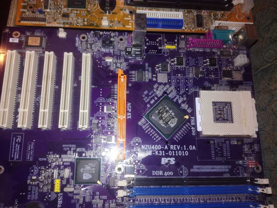 неробочі материнські плати для ПК