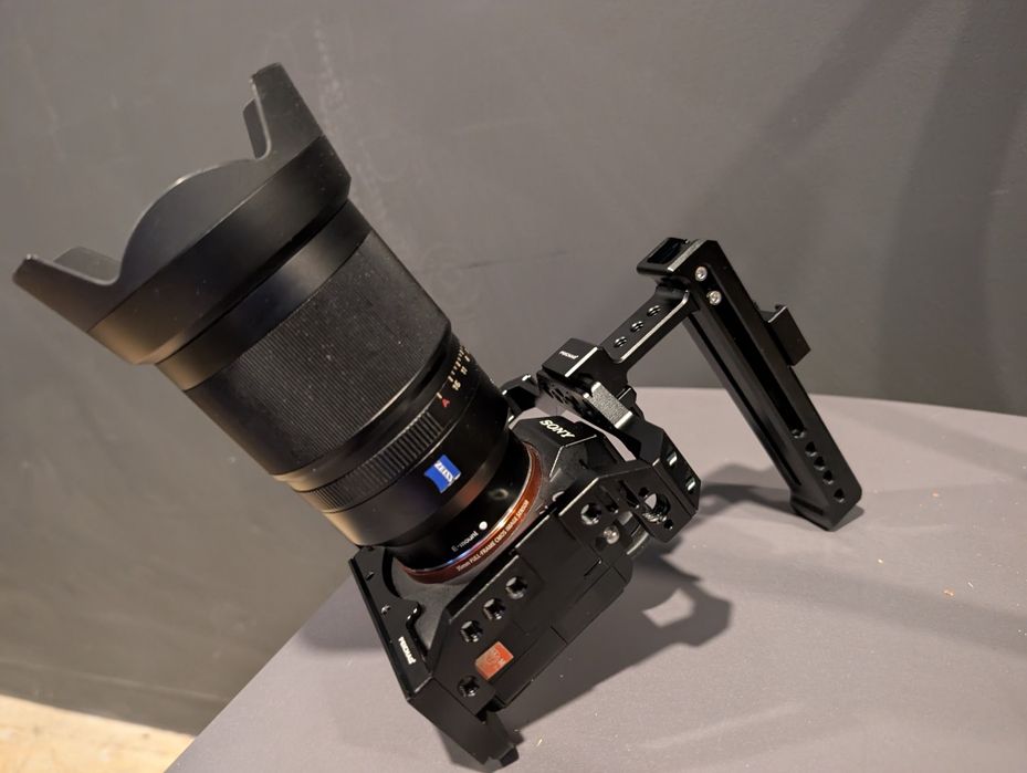 Sony A7iii com acessórios