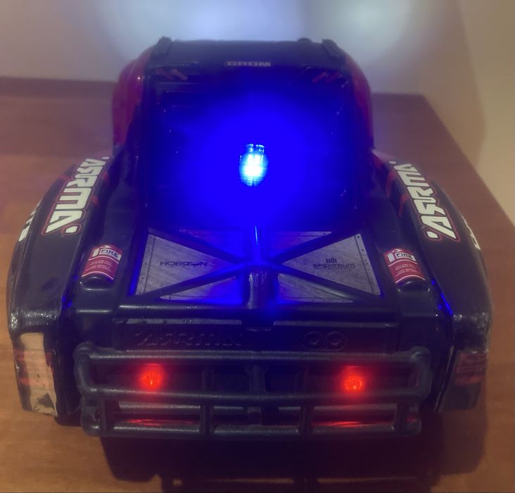 Rc Arrma Mojve grom brusless 4x4