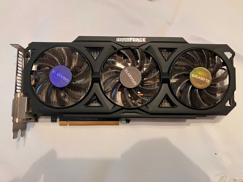 Gigabyte GeForce GTX 760 WINDFORCE 3X OC 2GB rev 2.0