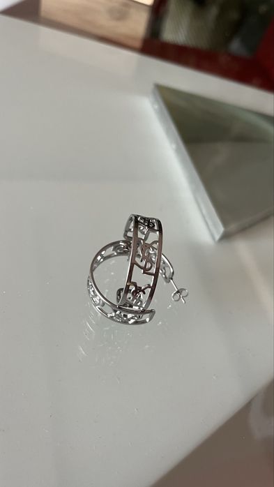 Argolas em aço inoxidável novas