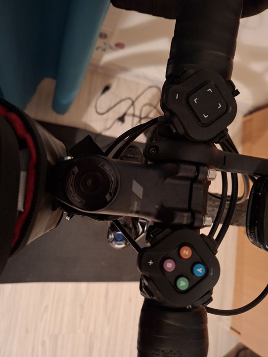 VAN RYSEL D100  Zwift Cog and Click