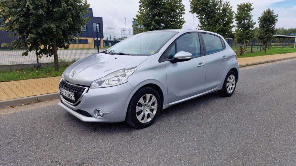 Peugeot 208