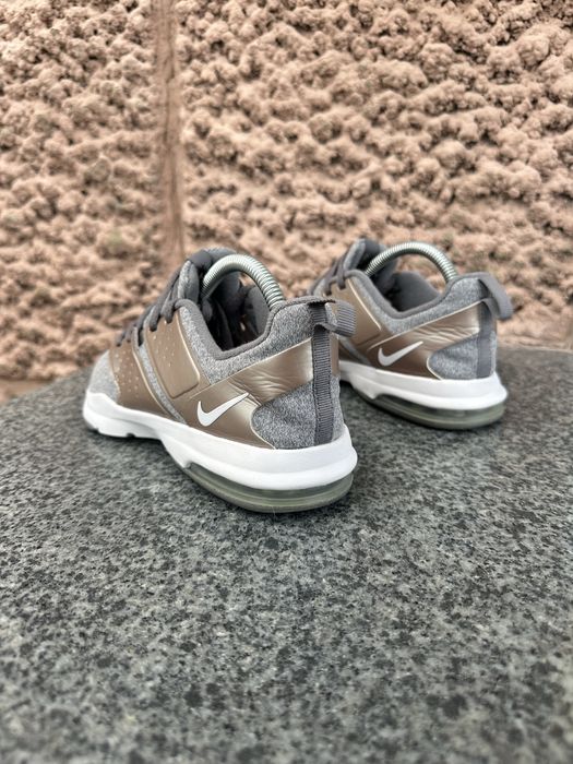 Кросівки Nike Training AQ0686-001 38 розмір оригінал