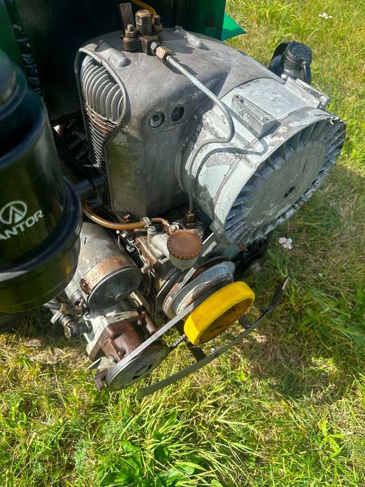 Ciągniczek traktorek ogrodniczy tzk4k14 4X4