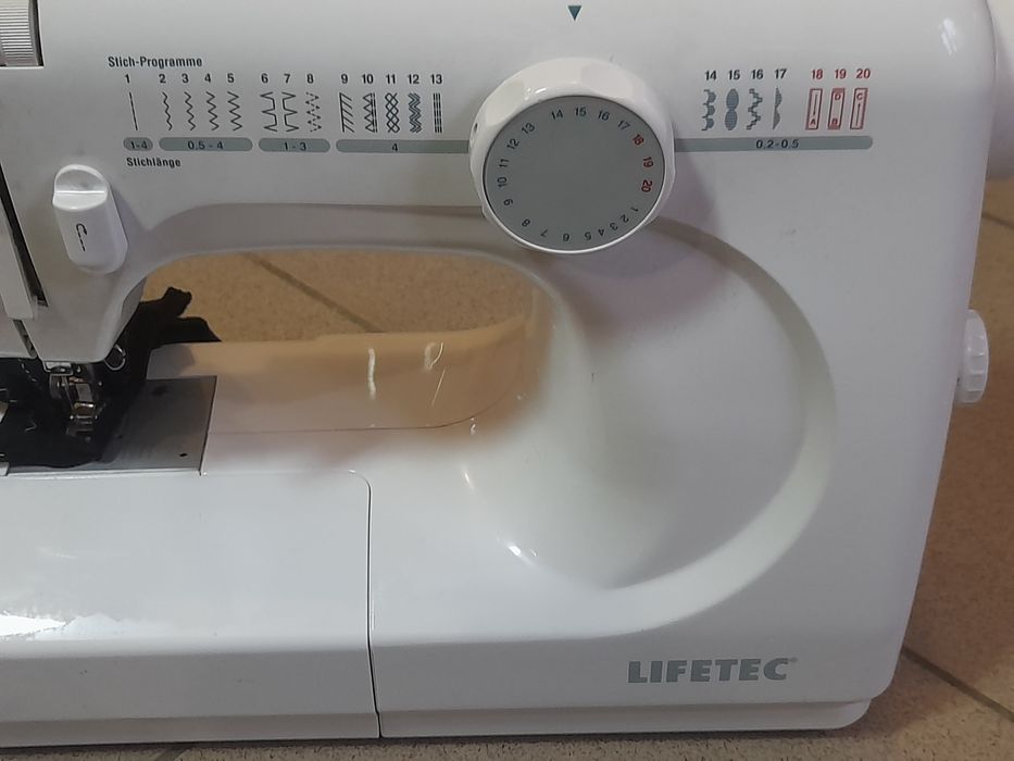 Швейна машинка *Lifetec*: 3 900 грн. - Швейные машины и оверлоки