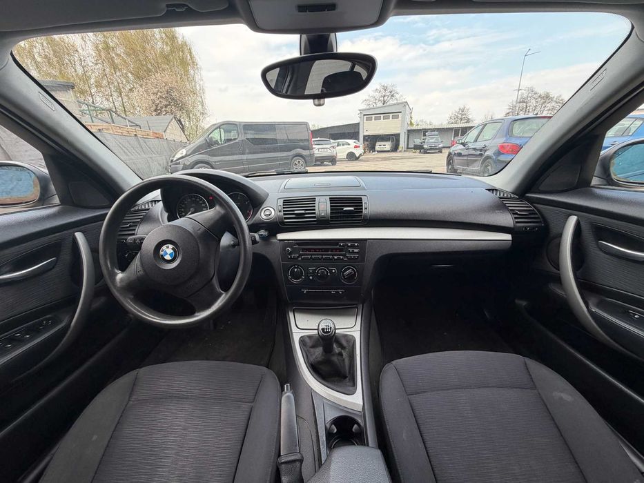 BMW 1 2.0 diesel 2007r. 5-drzwi
