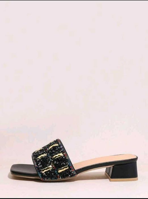 Sandalia mule elegante
