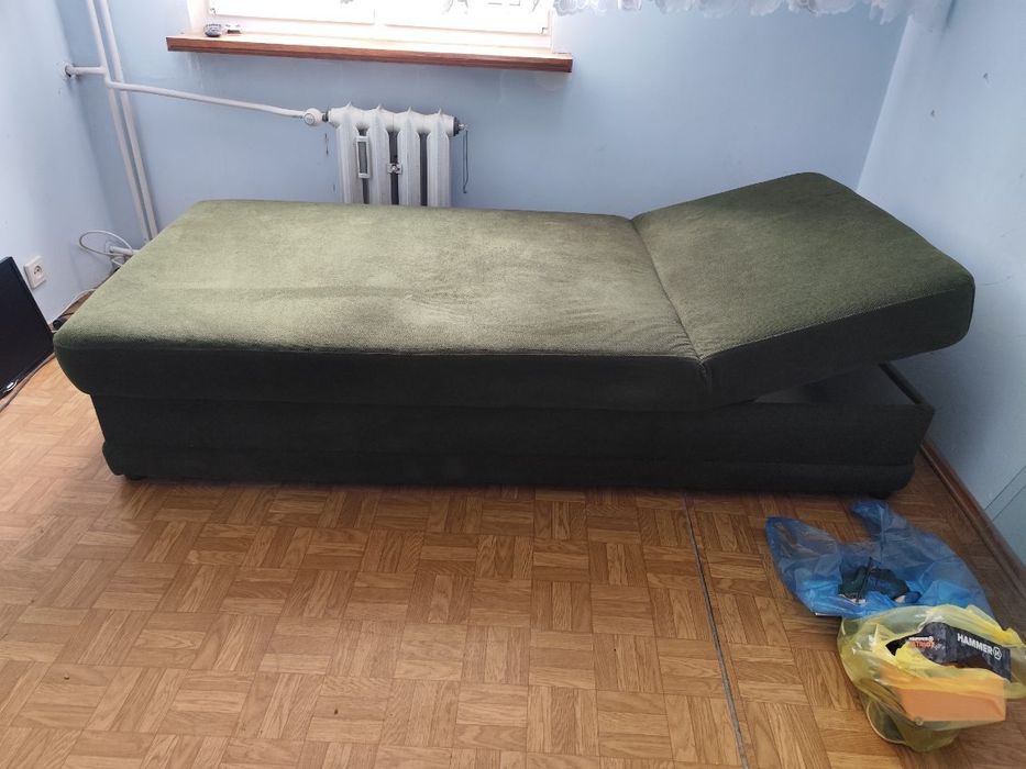 Tapczan w bardzo dobrym stanie