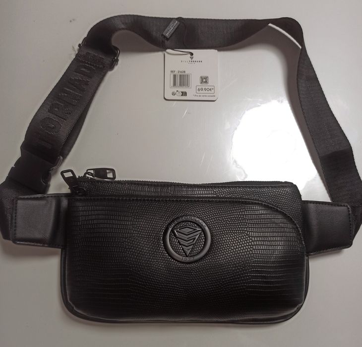 Чоловіча шкіряна бананка