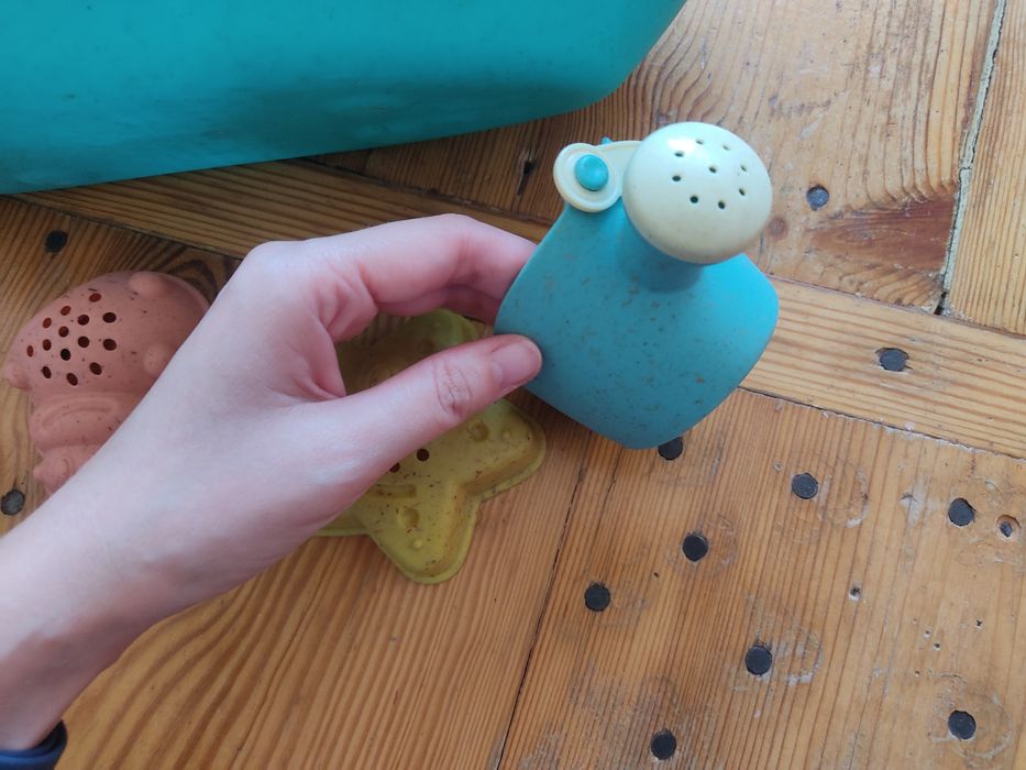 Plastikowy statek do piachu/wody