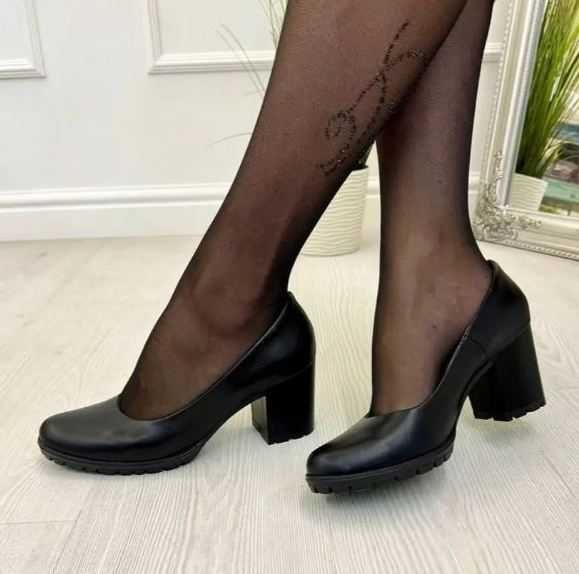 Женские кожаные Туфли Phany на стойком каблуке 38 размер