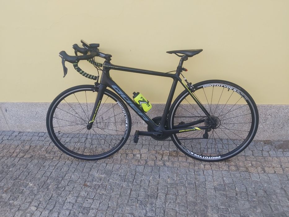 Bicicleta de Estrada QUER Carbono – Tamanho 52