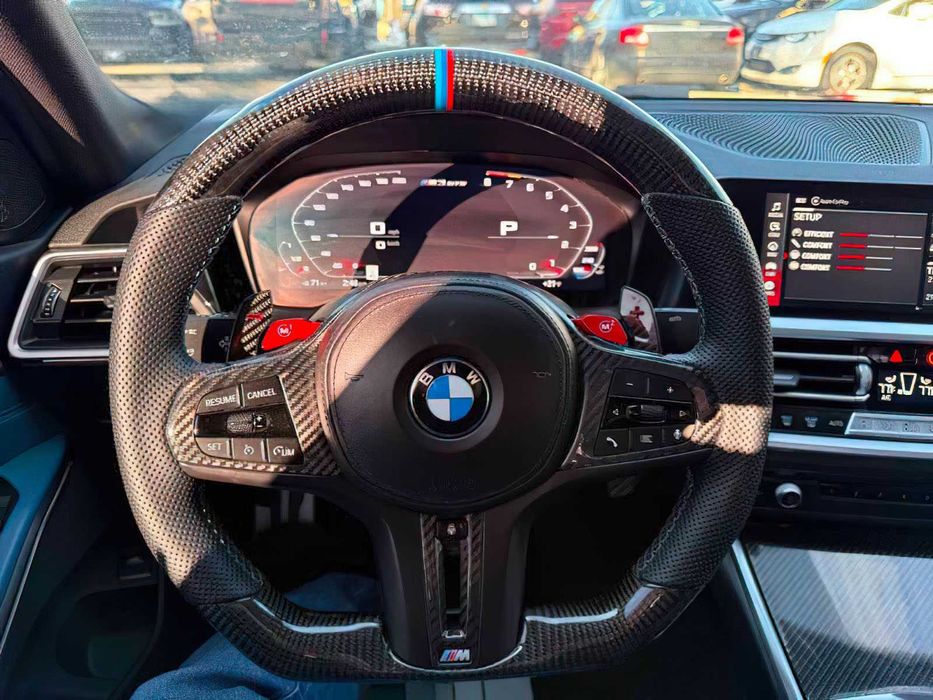 BMW M3 Competition      2022