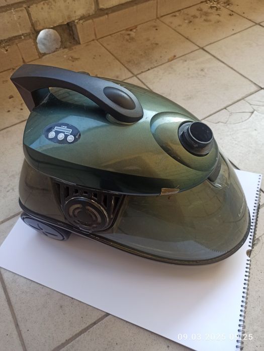 Liberton Aqua  Clean 1400Wmax, моющий пылесос, на запчасти или ремонт,