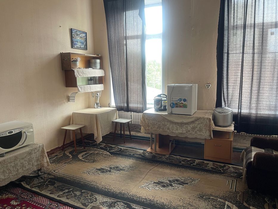 Сдам комнату в центре Днепра в коммунальной квартире от хозяина