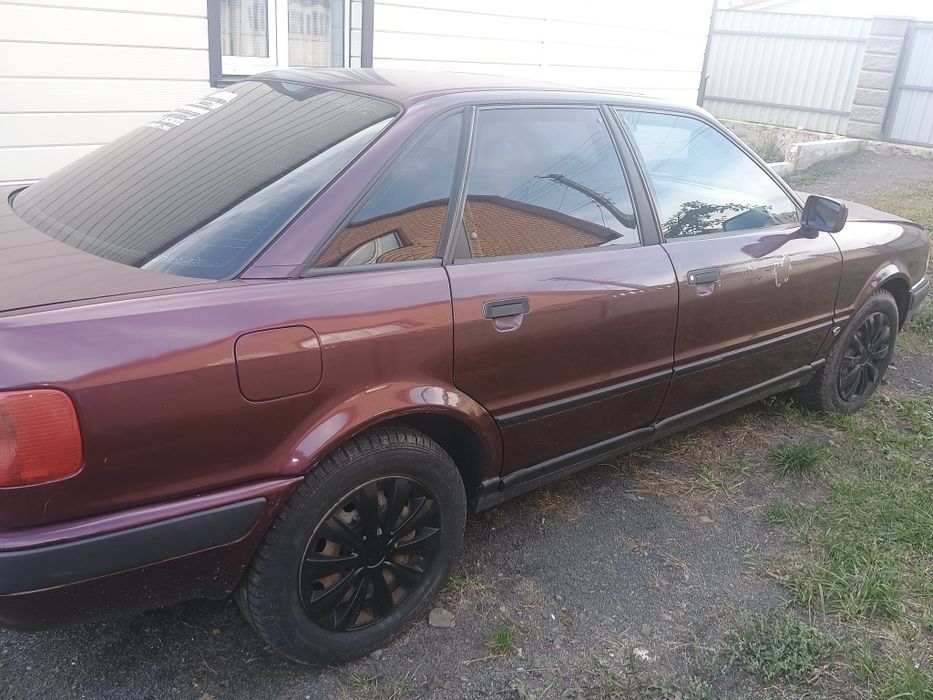 продам Ауди 80 б4