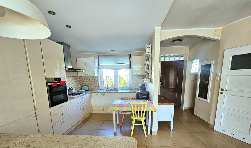 Dom 120m2 w Gdyni Redlowo blisko plaży 1-8os ogród parking  2pietra