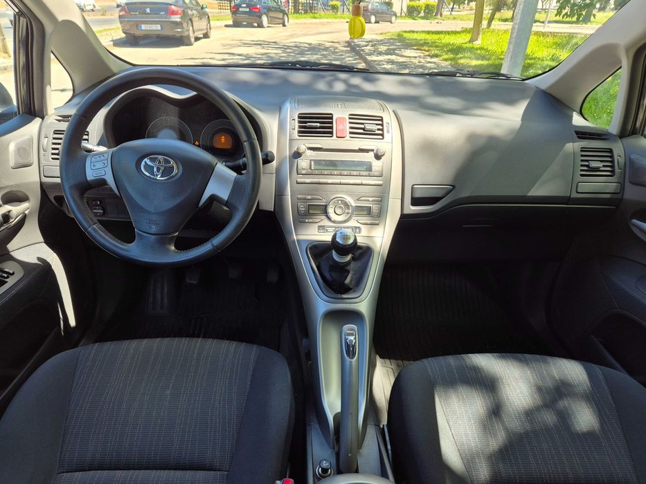 Toyota Auris — fotografia 6