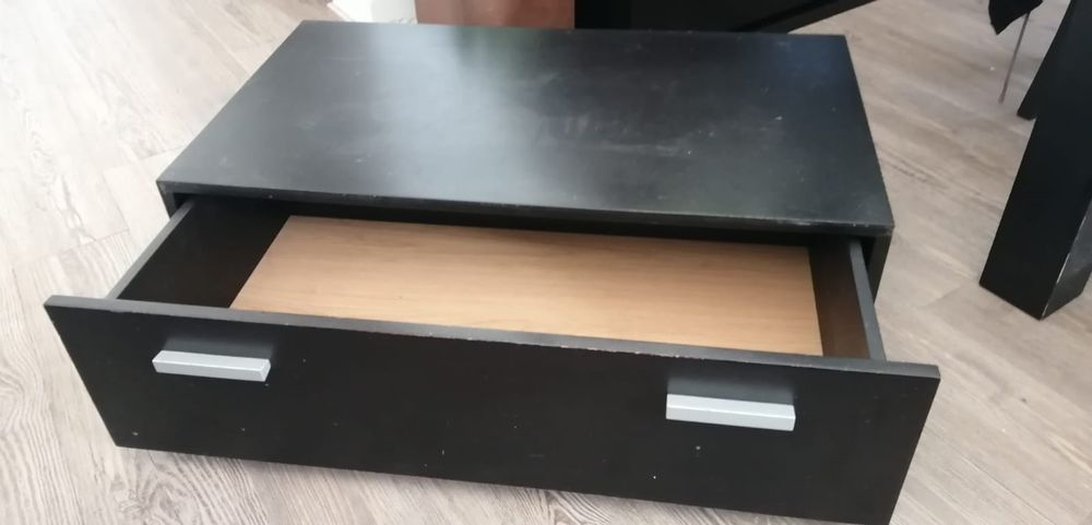 Móvel de sala em madeira