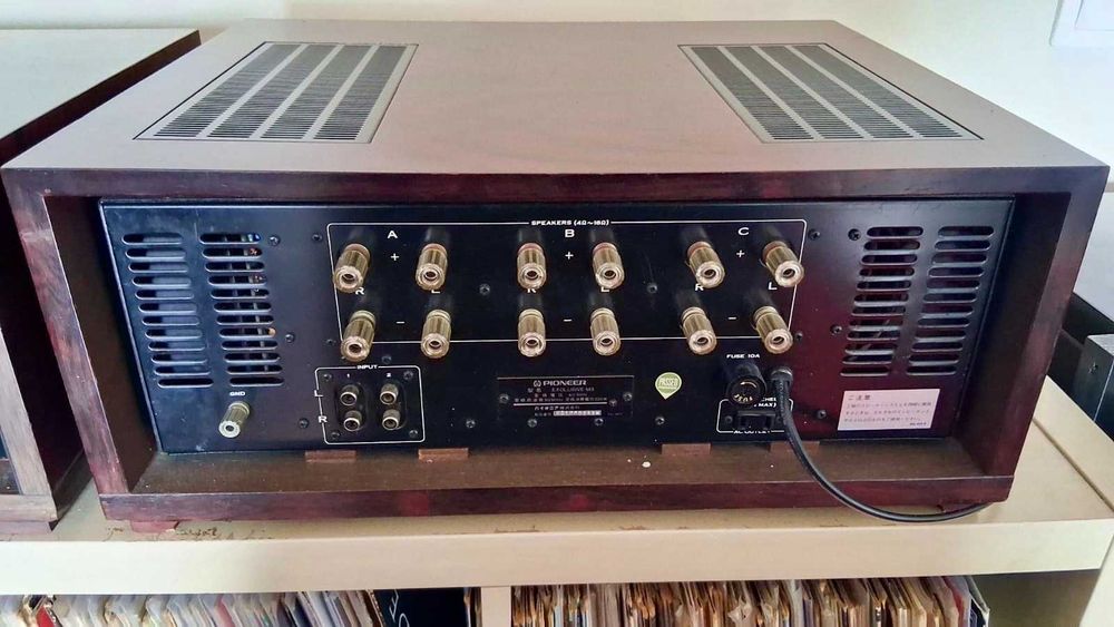 Pioneer Exclusive Series M3 / Preamplificador C3