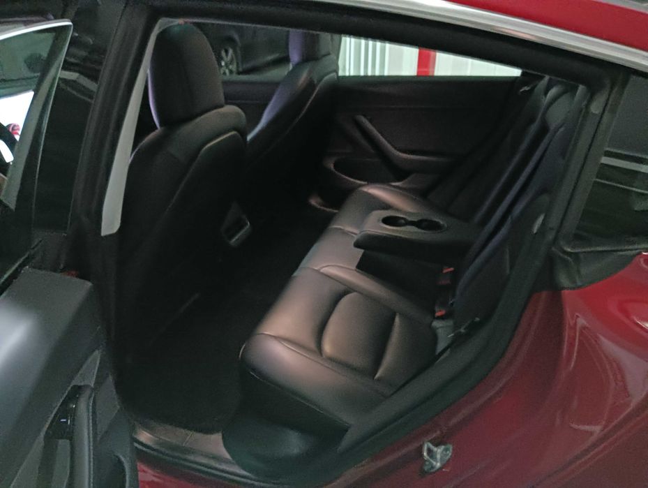 Tesla Model 3 Long Range Dual Motor (Dez. 2019) – Vermelho – IVA Dedutível