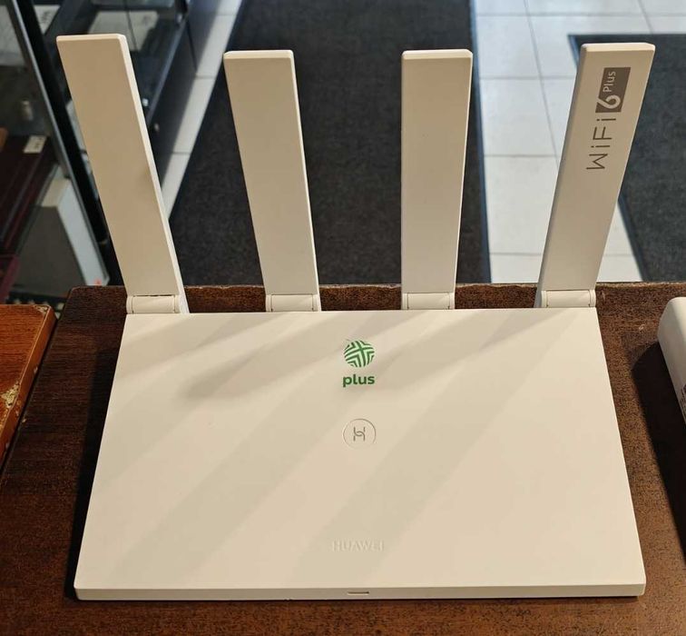 Router BROVI H352-381/Huawei WiFi(WS7100 V2)/Switching PowerS190126D1D