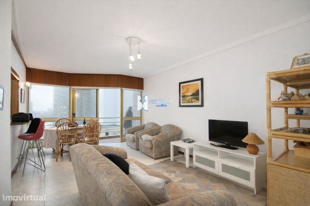 Apartamento T2 Para Arrendamento–Póvoa De Varzim, Vista Mar