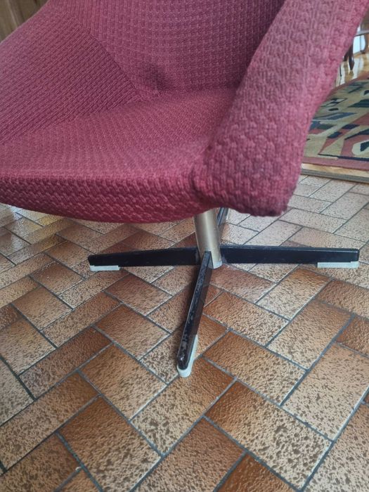 2 stare fotele Muszelki