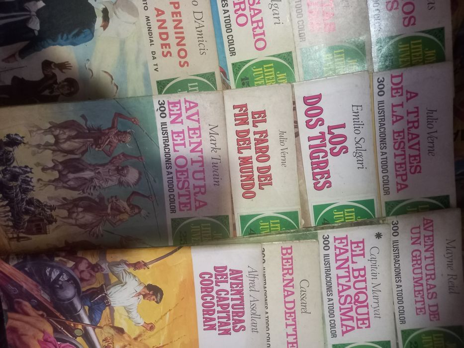 Revistas bd , a cores, contos classiicos ,em espanhol
