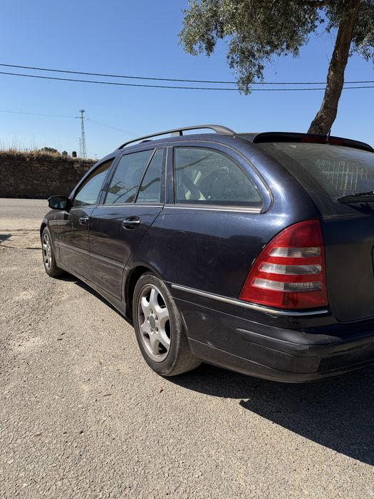Mercedes C220 W203 - Para Peças