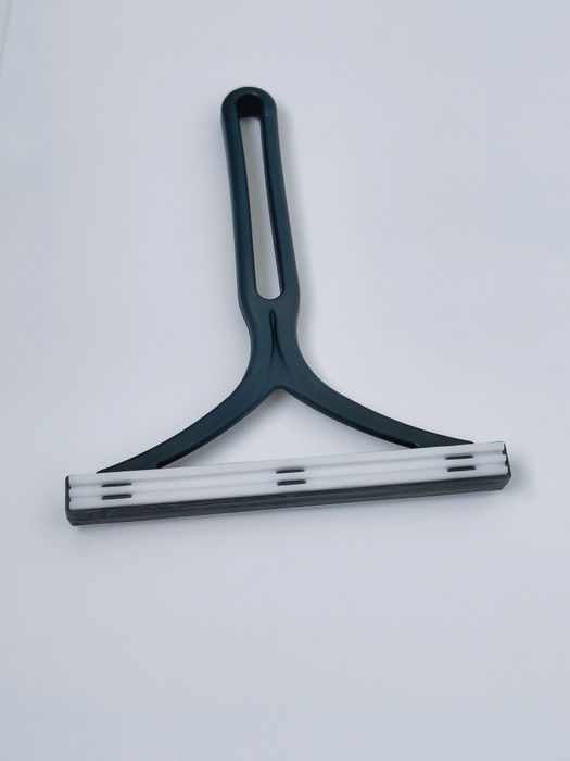 Nowa  Przenośna Szczotka Granatowa  Golarka do Ubrań Tapcierki Grzebie