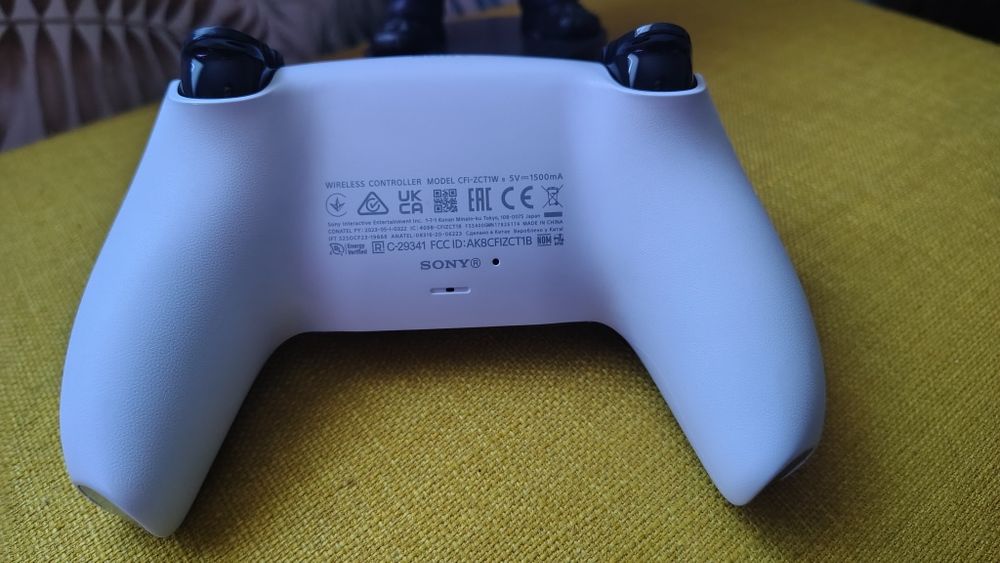SONY Dualsense PS5 super stan