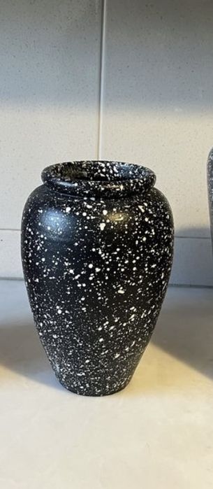 Jarra pote médio- preto e branco - 24 cm altura