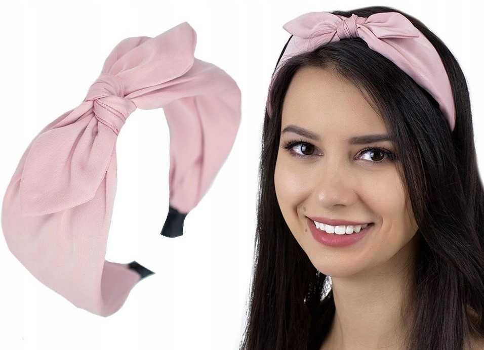 Różowa opaska z piękną kokardą