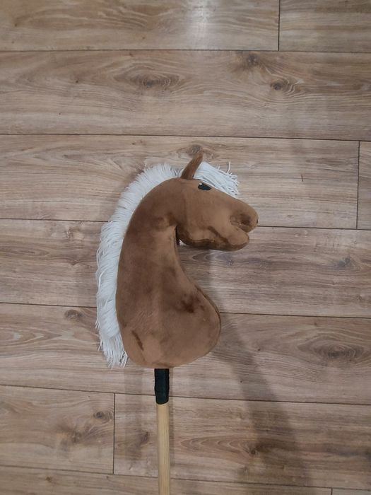 Koń na kiju hobby horse